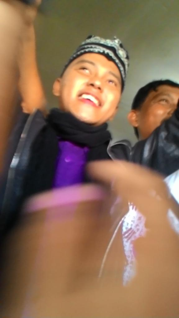 AvrileEvilChoco's tweet photo. @DA2_Danang sorry tdi keadaan.a crowded,tapi alhamdulilah bsa ngefoto pean di spot pling dpan^^ Jga ksehatan y mas ^^ http://t.co/jr6H9vgzjm