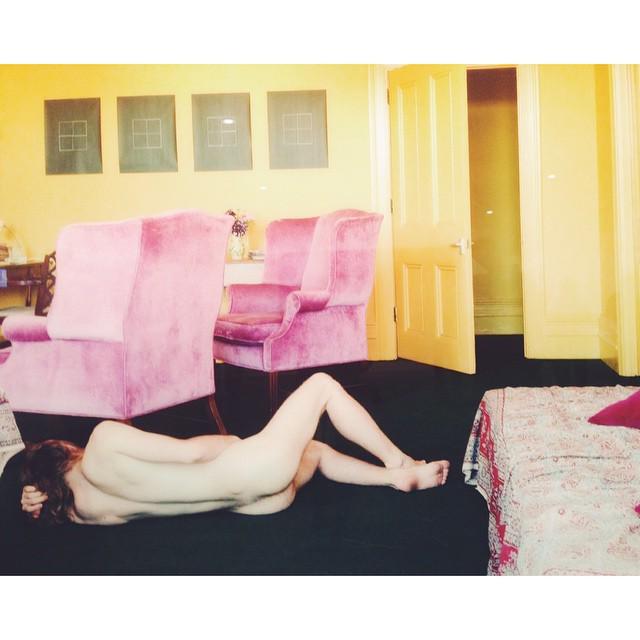 Summer Afternoons by Jeff Wall 🍑 http://t.co/aLaJSW54pj http://t.co/wmPbqEyaOS<a href="/tag/tuftsofmuff"class="tags"><span>#tuftsofmuff</span></a>