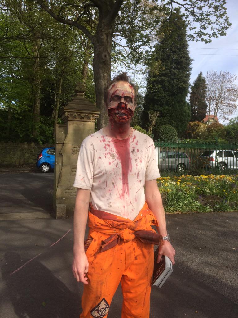 Charity zombie run in aid of the <a href="/ForgetMNotChild/">ForgetMeNotChildren</a> in Beaumont park. It's brill