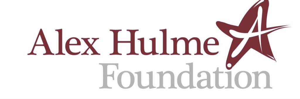 TheWindowCo's tweet image. At the start line of #Manchester10k &amp;amp; It's buzzing down here. Running for @alexhfoundation #saletown #jogonmcr