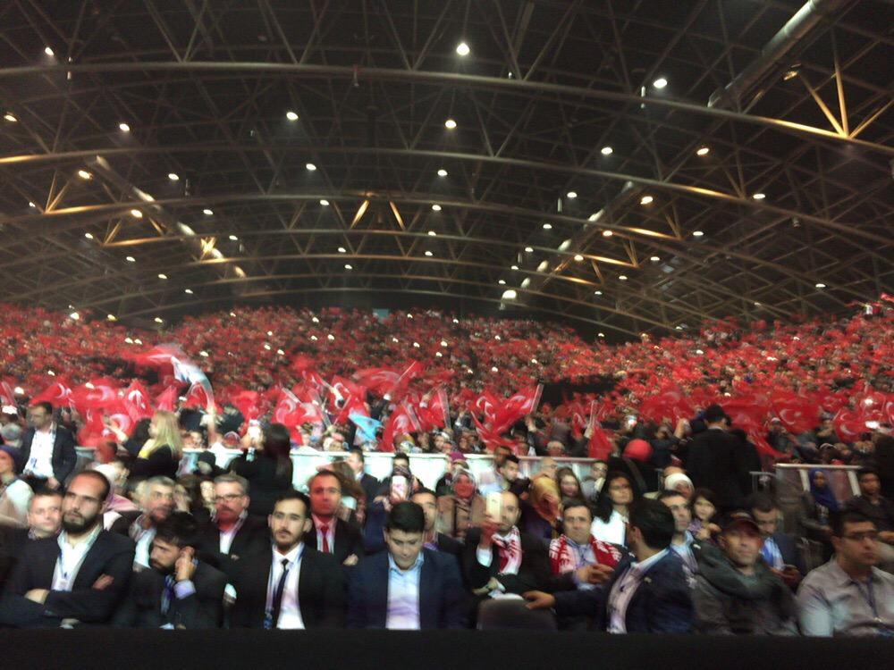 mkulunk's tweet photo. Teşekkürlerrrrrr Almanya
Milletin Adamı ile coşan yüreklerinize selam olsun http://t.co/4nB6MNHOUN