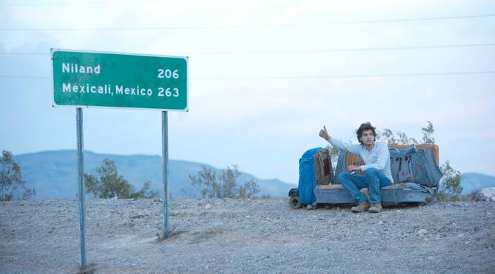 forumdesimages's tweet photo. [AVENTURE] Ce soir à 21h, "Into the Wild" de Sean Penn #EmileHirsch #MarciaGayHarden #BleuFDI http://t.co/lIzKWaImJX http://t.co/XL46ghcK8q