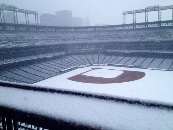 theScore's tweet photo. Coors Field is covered in snow ... It's MAY! http://t.co/27ddtBCd8z http://t.co/q3fY8s0FgM