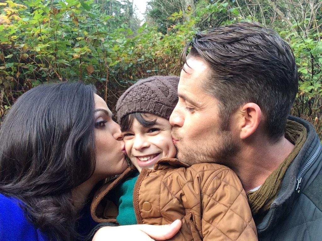 RedHeartedMills's tweet photo. @IChoseRegina "Celebrating mothers day with my family." http://t.co/ZxTBYuqUDX
