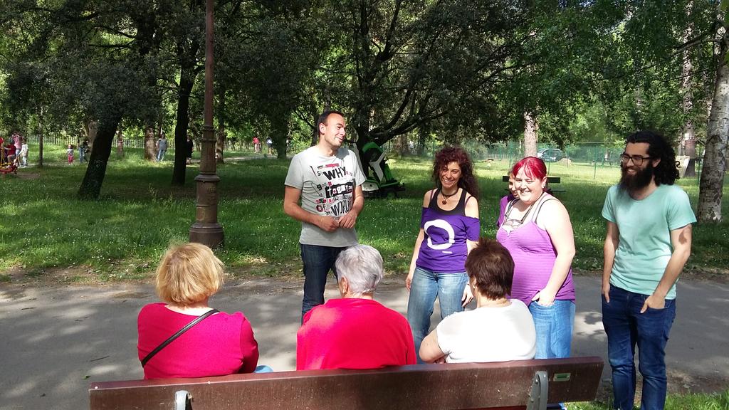 Podemos_CANT's tweet photo. En breve comenzamos!! En Alceda con @jr_blanco_ @Verito_OL @Rosanalonso_10 @albertobolado @ruben1974salced http://t.co/JdtJoiuwj8