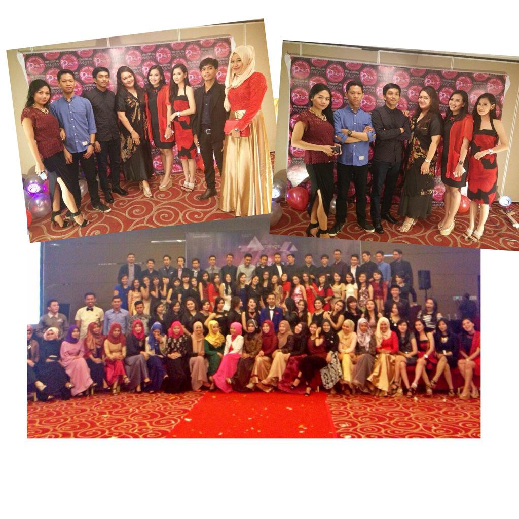 Many thanks for 3rd years together 👭👫 Friendship will never end !!!!!! <a href="/PAKU11STIMNitro/">Perbankan & Keuangan</a> #PromNightPaku11