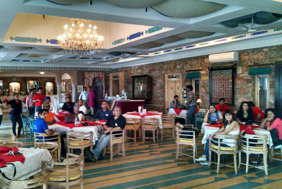Harishk's tweet photo. The bloggers ready for the tour of Neemrana. #BoltDrives http://t.co/UprZC241t2