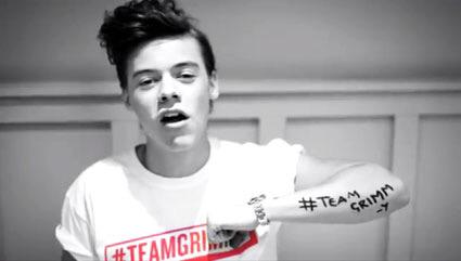 harryflashbacks's tweet photo. had a quiff http://t.co/UhQb98sp0d