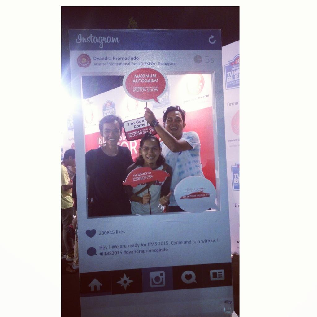 fahmiRI's tweet photo. Hey! We are ready for IIMS 2015. Come and join with us! #IIMS2015 #dyandrapromosindo http://t.co/XkZQsfbfPR