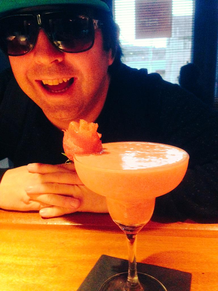 EarlBar's tweet photo. We're open today for Shisha and 241 cocktails.... Get out of your Sunday funk and grab some cocktails. http://t.co/n74GFEZoVr
