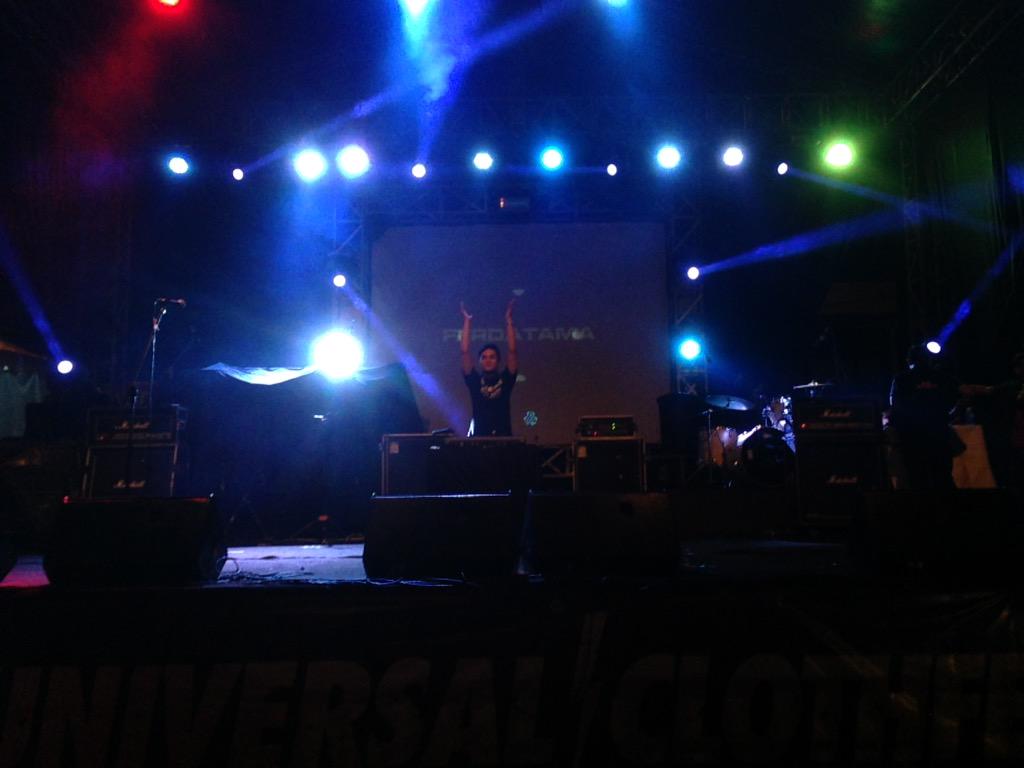 Dj FERDATAMA on Stage !! feat Rider BMX from <a href="/Zerotwofivefour/">ZTFFbmx</a> !! #UCF2015 #Day4