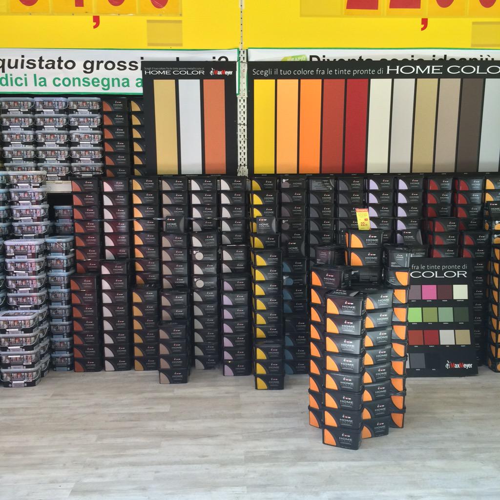 BlogCaRa's tweet photo. Al @LeroyMerlinITA di #Carugate c'è la fiera del colore by #maxmeyer. http://t.co/zm8loeA0j0