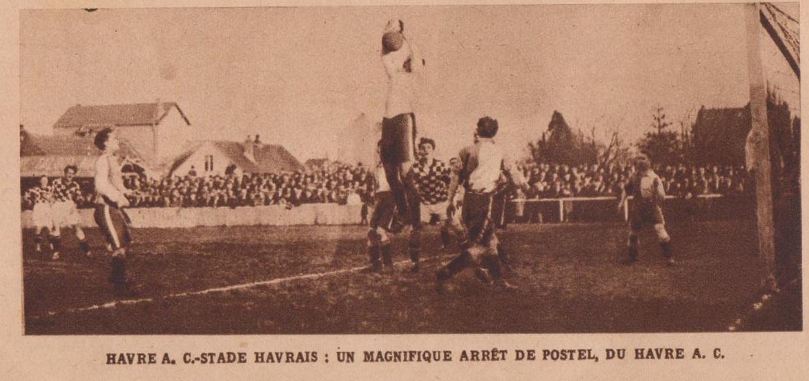 tic_et_thac's tweet photo. A l'instar des Milan, Barcelone, Manchester ou Ajaccio 😋 nous aussi on à eu notre derby !! HAC - Stade Havrais,1930 http://t.co/6maKPrigzW
