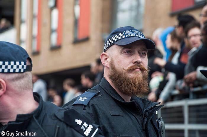 Newquay_Dave's tweet photo. Anyone know if #hipstercop is on Twitter? He's certainly a cool dude and should be! http://t.co/8iqwstUPpm