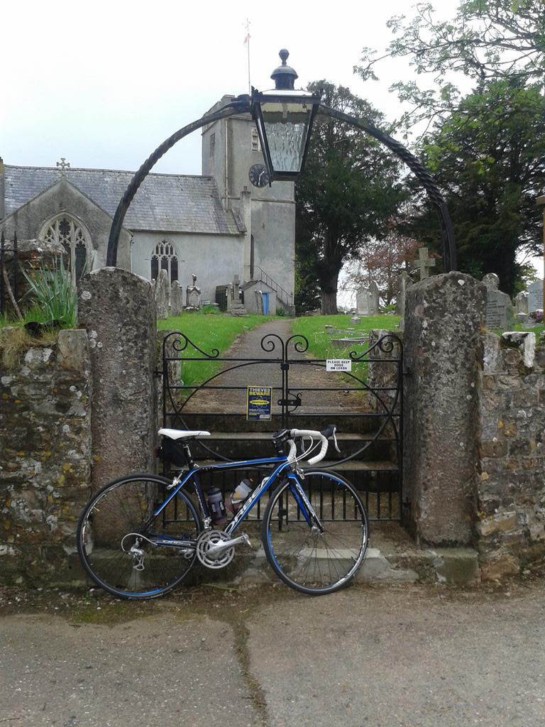 CB_cycles's tweet photo. #BikesNGates  nice rideon the Orbea 30 something miles (not home yet)expected rain but stayed dry #AATR #SundayCycle http://t.co/SpnQV5q3Fr