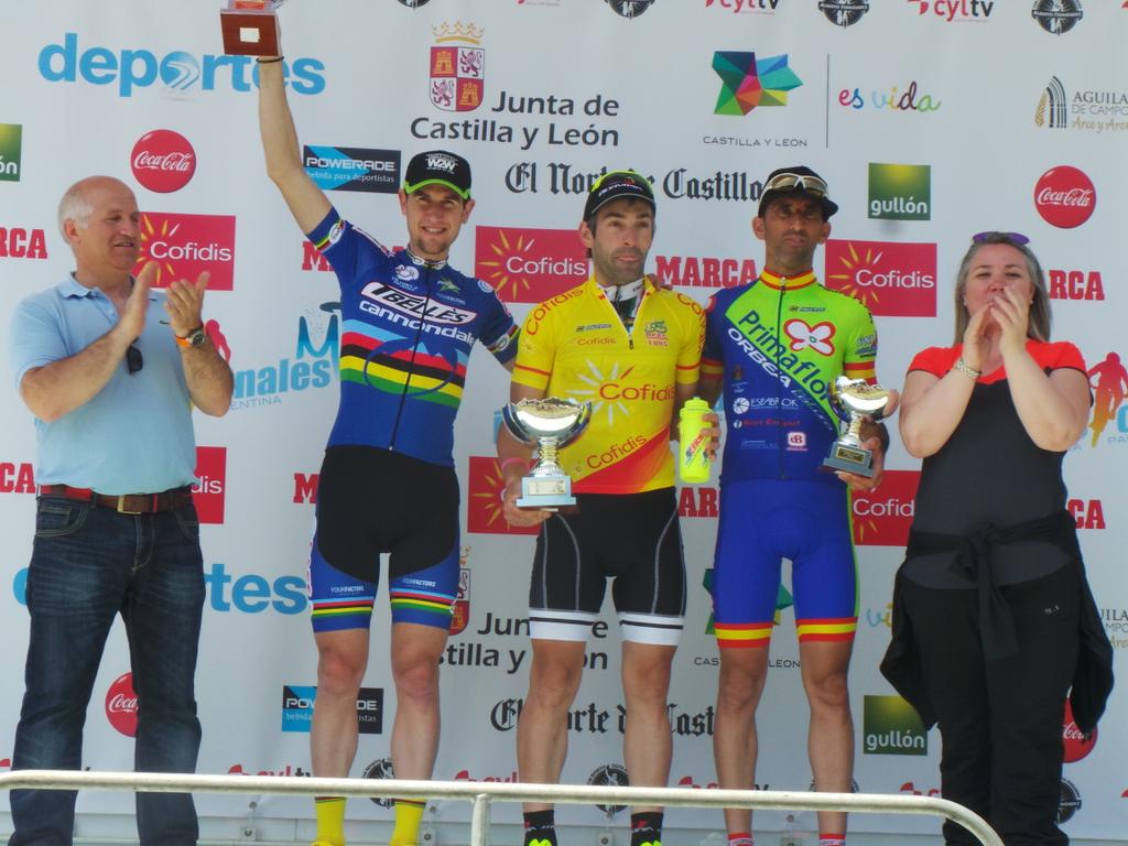 RFECiclismo's tweet photo. Podio master 30 #OpenCofidis http://t.co/tzb2ekXHMC