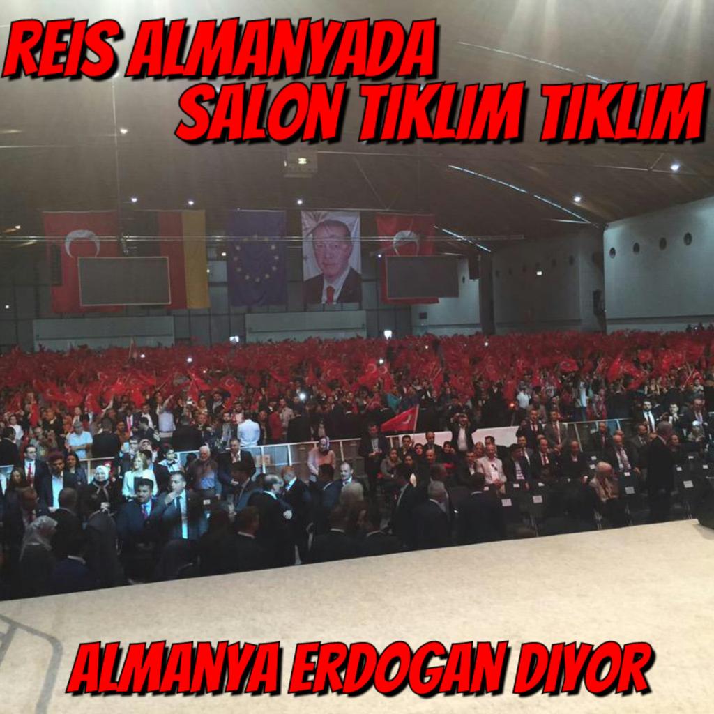 AK_suHandan's tweet photo. Ben egemen güçlerin değil
Milletin adamıyım milletin.

@RT_Erdogan Almanya Canlı http://t.co/XhC87TwXFV