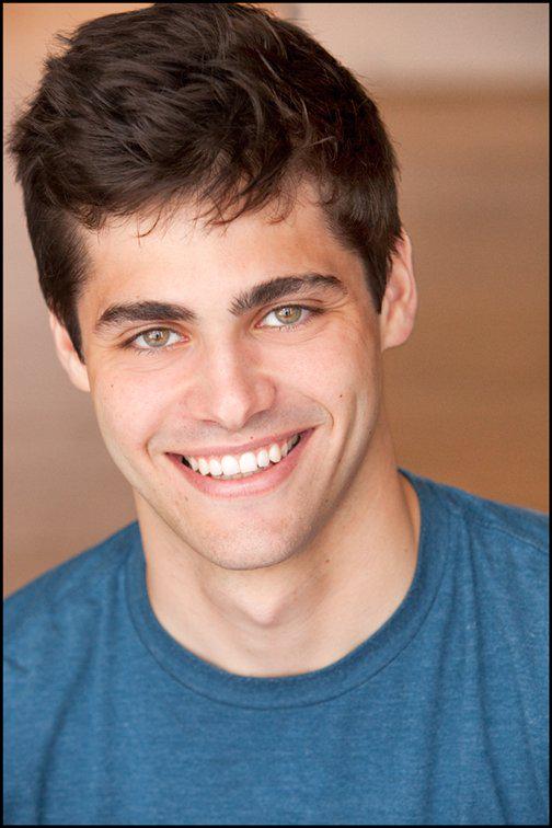 CDPalabras's tweet photo. Matthew Daddario será Alec Lightwood. http://t.co/q3Y7lz29de