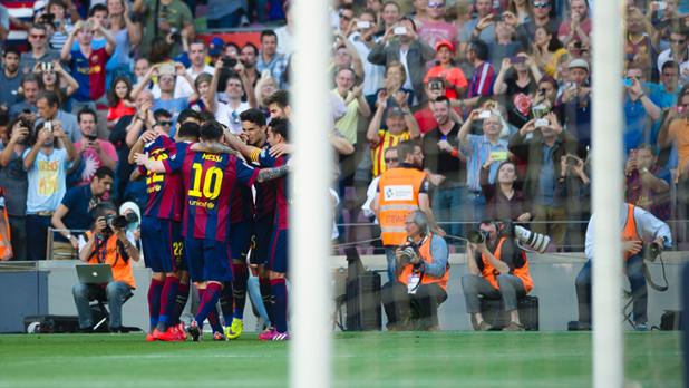 FCBarcelona's tweet photo. [VIDEO HIGHLIGHTS] FC Barcelona's 2–0 victory over Real Sociedad at Camp Nou: http://t.co/JwDDPmBT4E #LaLiga #CampNou http://t.co/TgVd5Q9kAd