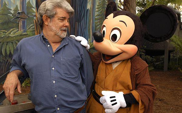 Alucine_es's tweet photo. Así era la historia de George Lucas para "Star Wars VII" que Disney rechazó http://t.co/qnFfXhdgvd http://t.co/IWlwQ2EA7c