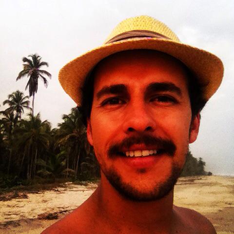 OficialivanL's tweet photo. Feliz día, semana, mes y año de las mamitas!!! Madre solo hay una. http://t.co/YIAIovDeNO