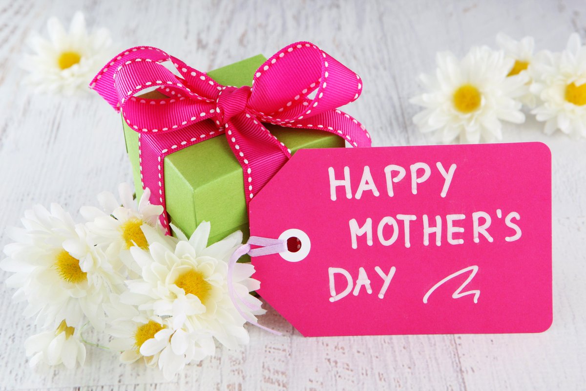 Society Scene Would Like To Wish All Moms A Very Happy #MothersDay!