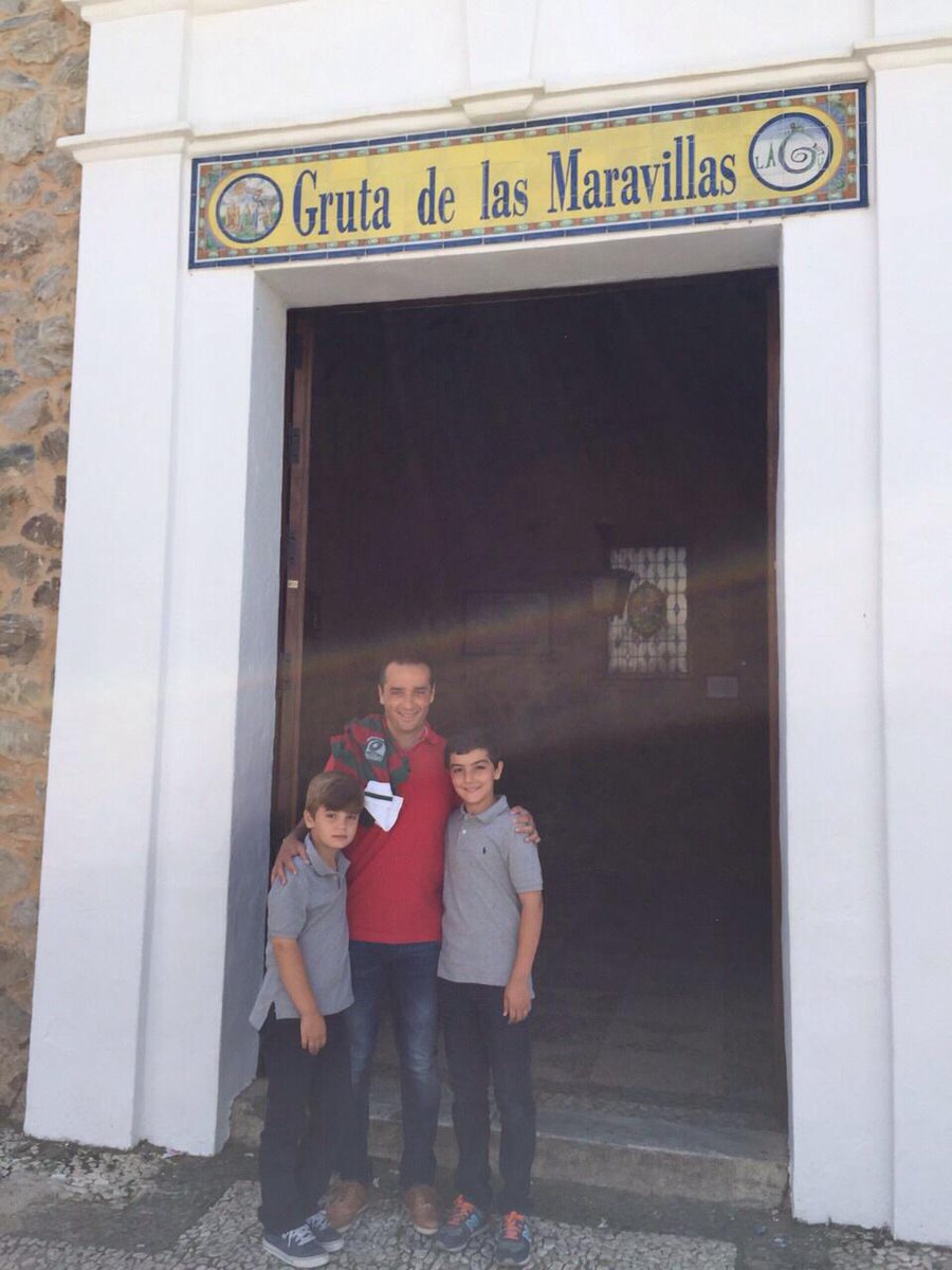 OltraJL's tweet photo. Domingo disfrutando de nuevo de la maravillosa Sierra de Huelva. Hoy en la Gruta de las Maravillas en Aracena. http://t.co/edQnXTtVkl
