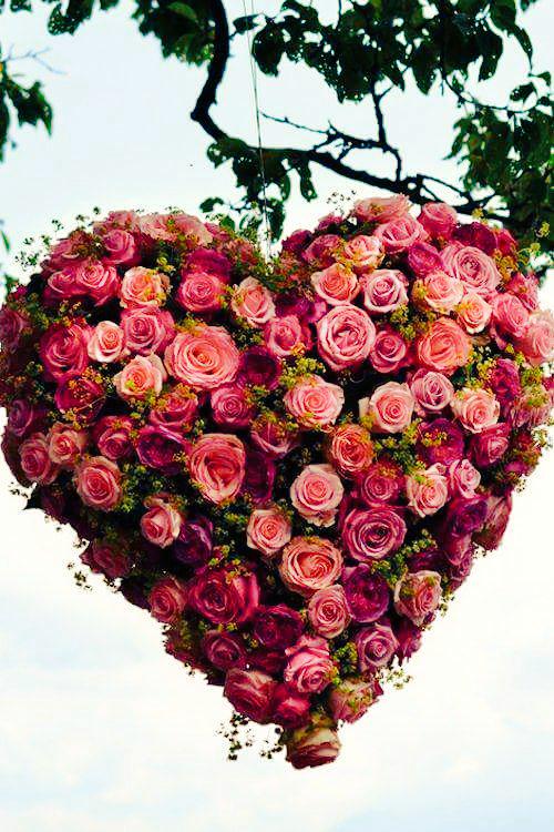 AcadUCLA's tweet photo. 10 de Mayo. Feliz #DiaDeLasMadres a todas y cada una de las maravillosas Madres de nuestra institución. http://t.co/ebBwnrHiBv