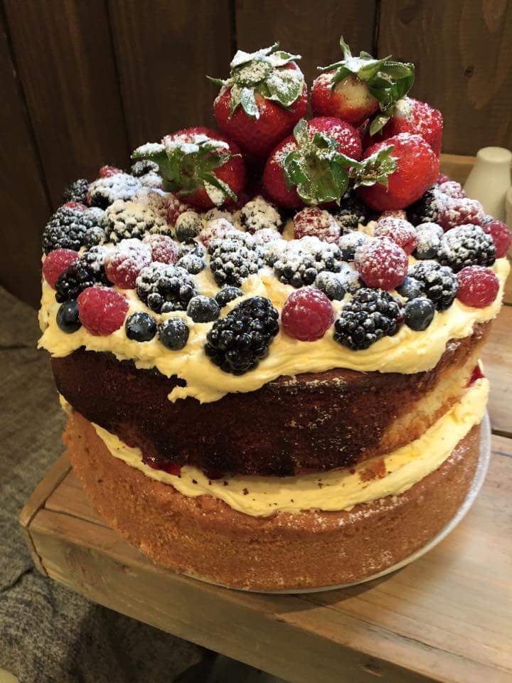 9AltarsCafe's tweet photo. Who wants to have their #cake and #eat it #today? If so, you know where to come > #9AltarsCafe http://t.co/2HtVnO3bKB