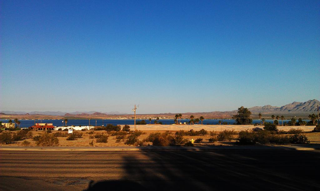 gregvinsonfish's tweet photo. Leaving Havasu. Two weeks of hard work.....got paid - mission accomplished! http://t.co/Vzv3LNmGRr