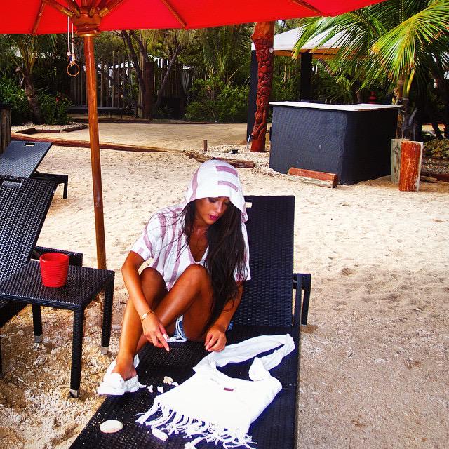 roxyjapan's tweet photo. Do you wanna see my shell shellection??🐚🐚🐚 #ROXY #ROXYtrip #roxylife #allROXY #shell #shellection #NEWCALEDONIA http://t.co/TWN3dFZcnv