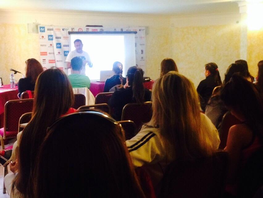 CarlosPazRugby's tweet photo. HOCKEY: Comenzó el Ruge Carlos Paz con la charla teórica de Gabriel Minadeo en el @HotelMonacoVCP http://t.co/DF5vseqsze