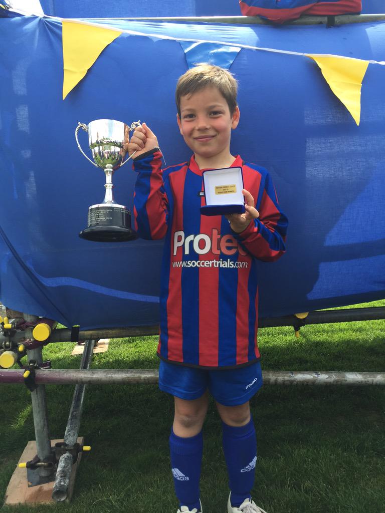 BirdBeers's tweet photo. Proud of this little man winning with his team today #londoncolneycolts u9 footie champions http://t.co/xuebycDSdn