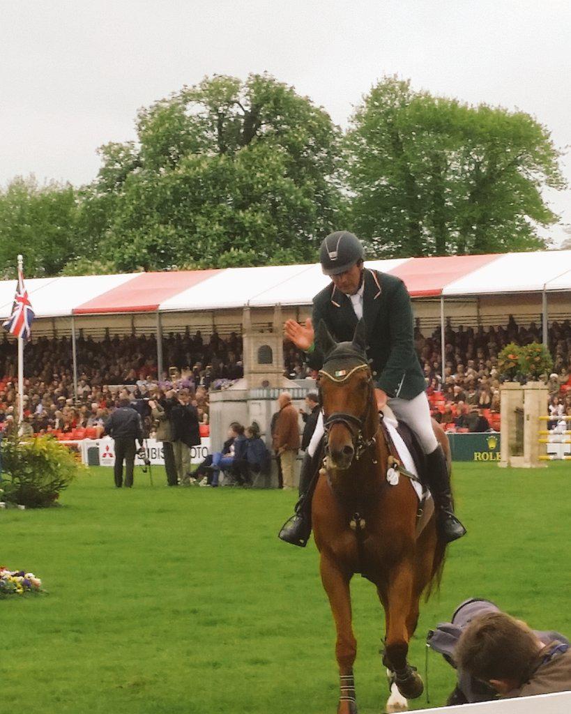 EventingConsult's tweet photo. Con Power shouts "Eddie Macken!!" at Mike Ryan as he leaves the arena. Clear round for the man from Cork #MMBHT http://t.co/pvUhdzQEJv