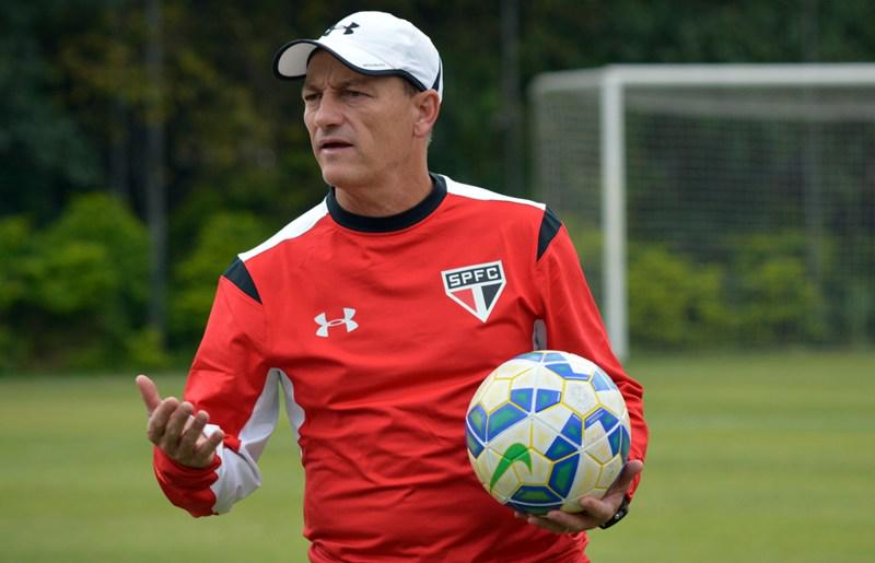 SaoPauloFC's tweet photo. Satisfação pelo dever cumprido! http://t.co/ewYc7c4XhE http://t.co/U3qrQop5cB