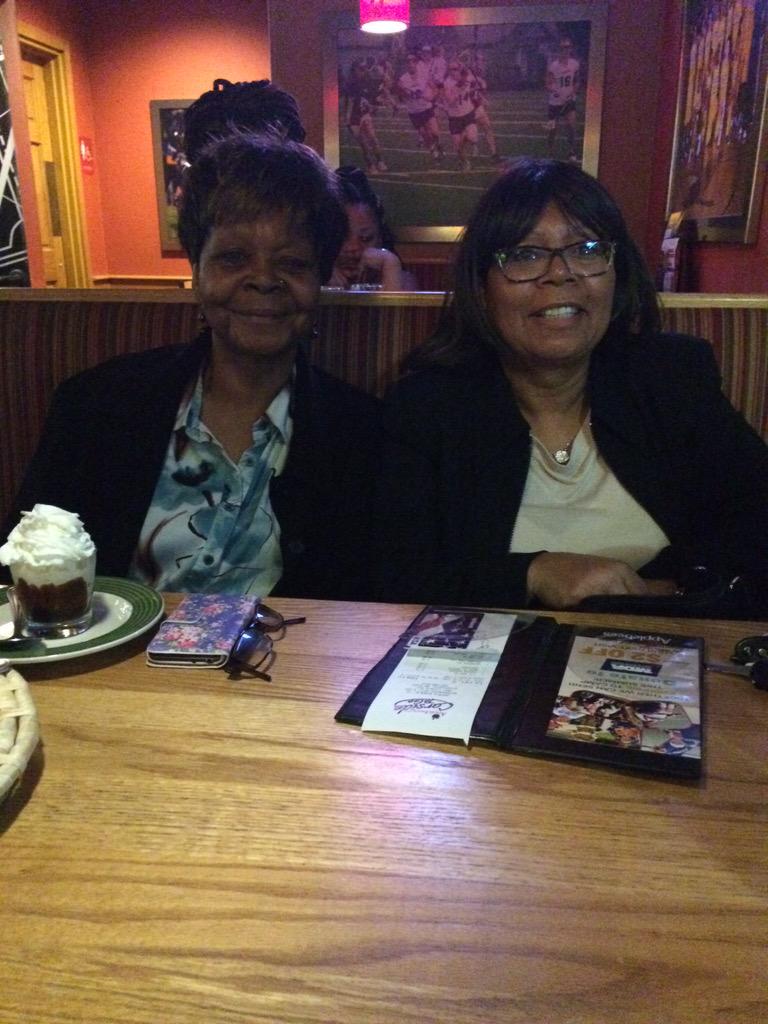Pyt_slimP's tweet photo. My double trouble happy Mother's Day! I ❤️ yall so much words can't describe... http://t.co/UrrKzveKG4