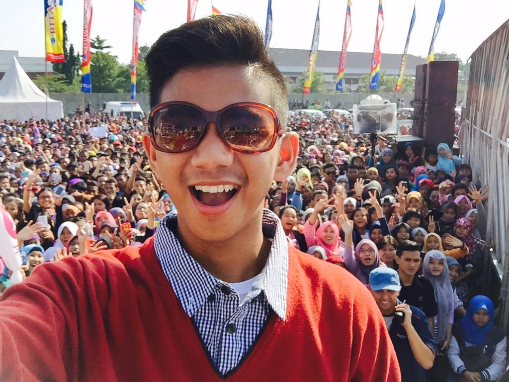 DA2_Ridho's tweet photo. Kyk mimpiii😭😭😪😪😩😅😅 http://t.co/KAxsviaXlR