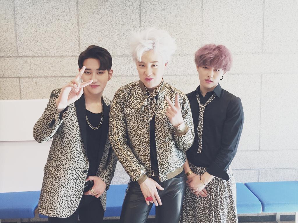 BarfeeRani's tweet photo. Bastarz's stylists #ConductZero http://t.co/dceW2Bi40d