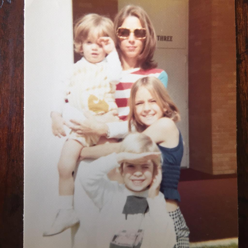 SamuelTScott2's tweet photo. Happy Mothers Day !! http://t.co/3cBE9uglkN