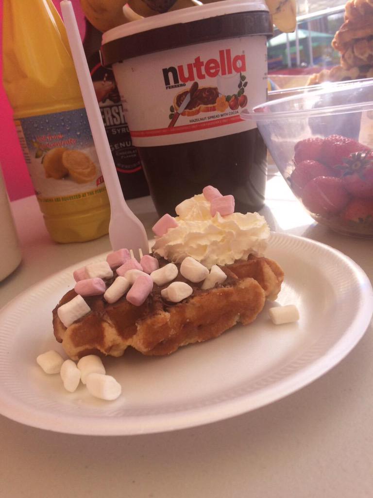 stalyartisan's tweet photo. @SBTownTeam Fab day at the Farmers Market today #LYLM2015 http://t.co/sH68VqJsS7