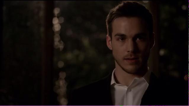 Kai_D_Squad's tweet photo. Who else is having trouble breathing 
#KaiParker #ChrisWood http://t.co/OnSo2vsMZX