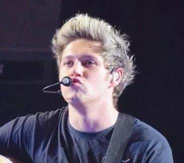 NiallOfficialPH's tweet photo. @jeriileyjoni its me neil ! #joniall http://t.co/XMlgg9u6ft