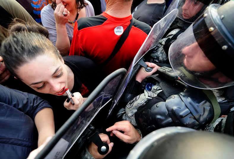 OpenMindedViper's tweet photo. Inspirational &amp; badass women protesting against widespread corruption &amp; institutional failings, #Macedonia May 2015 http://t.co/oSGk0vm08w
