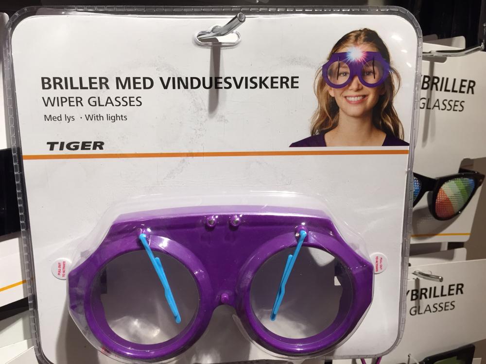 Julie_Siler's tweet photo. These could come in handy!! #embaGEL15 http://t.co/cRTbYeOGS6