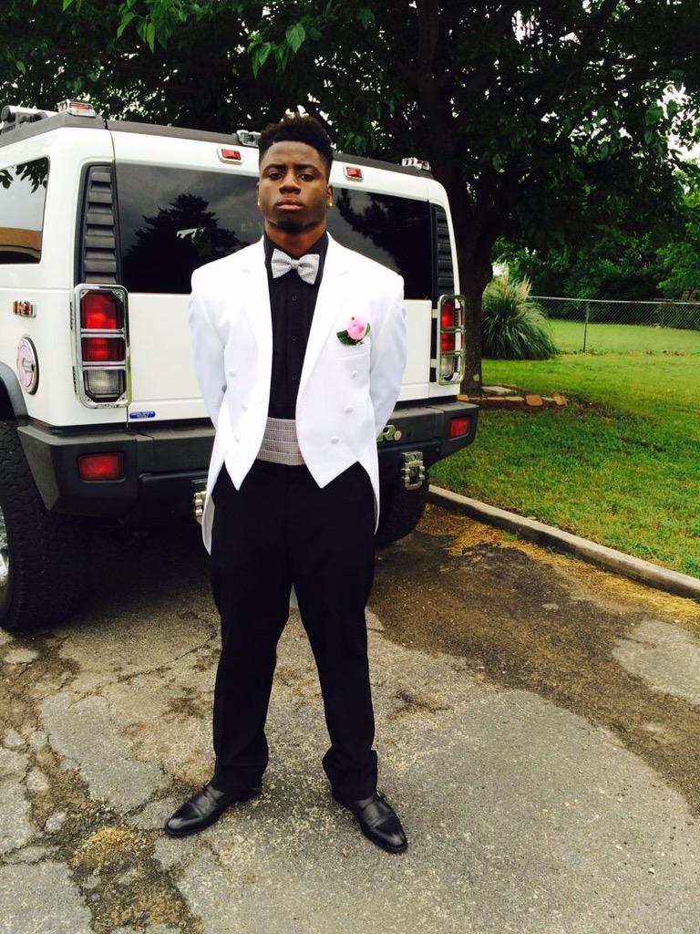 FLYnRIGHTEOUS's tweet photo. Proud of this Fella !!👌🙌🎩👑 http://t.co/OB5e05VUsM