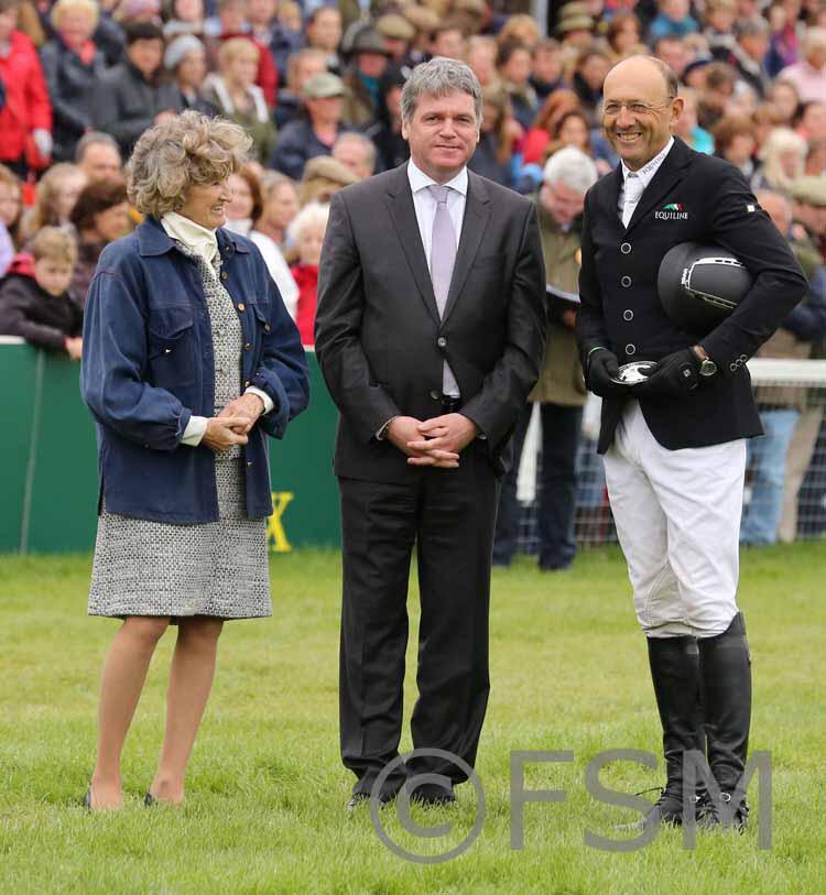 Very proud 2 receive my Armada dish today #5completions #5differenthorses still learning my craft &amp;hunger 2 do better