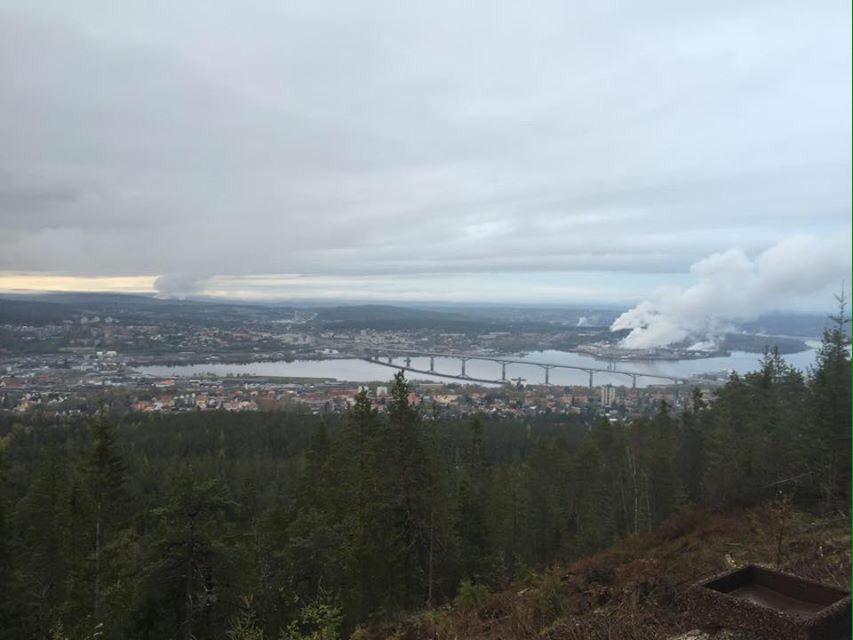 markus_saarela's tweet image. Jag och @sarqhs orkade oss upp till södra berget... #aldrigvila #aldriggeupp #minresaräknas