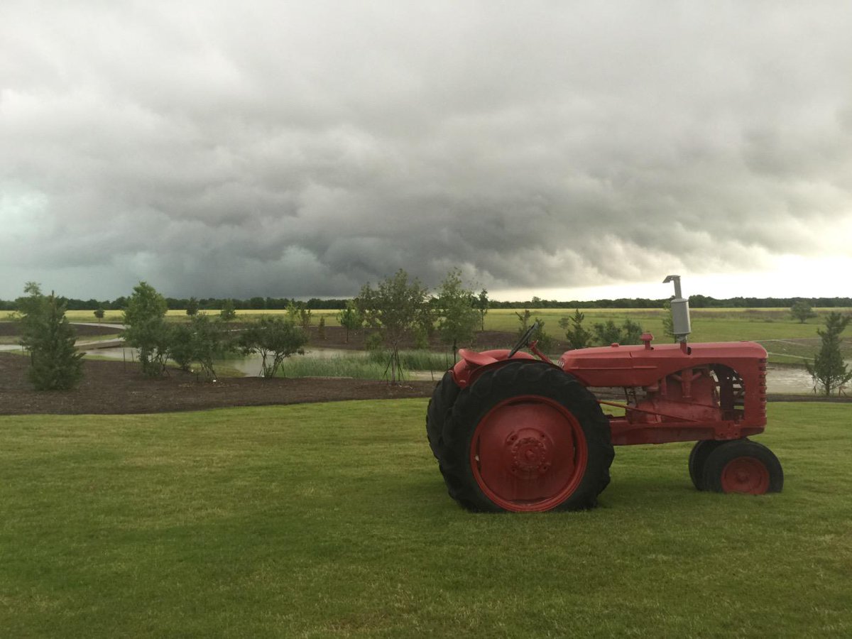 AJacket16's tweet photo. @wfaaweather northwest most point of prosper/ light farms http://t.co/OEU0M7nyvw
