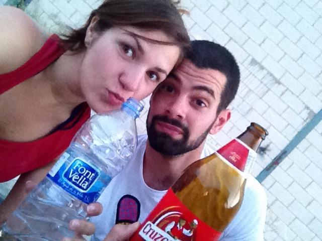miguelongg88's tweet photo. De "Botellon" con mi Taruga @CristiSanchez_  jajaja http://t.co/wmZK2vG5w2