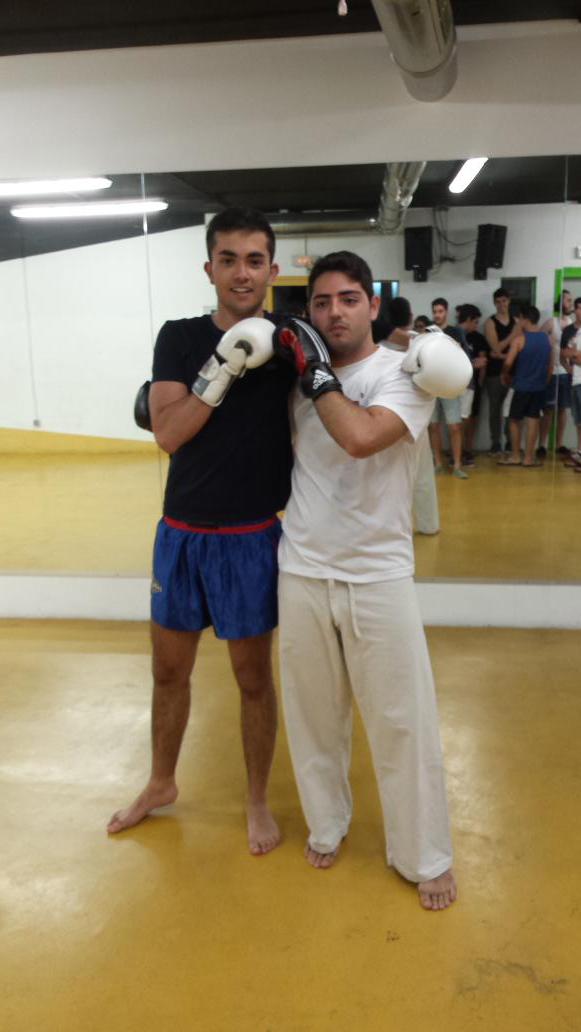 Consejo_T's tweet photo. Dar la enhorabuena a estos dos valientes por el combate de hoy. Conrad salió victorioso de esta maravillosa batalla http://t.co/mzYh3CHMOH